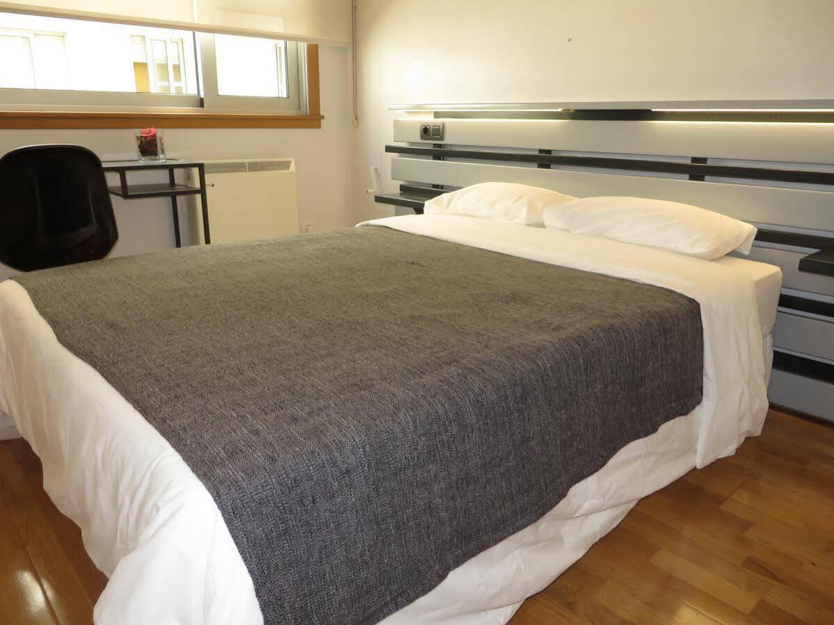 Hotel Ofi A Coruña Zewnętrze zdjęcie